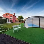 Apartment La Ren Lecres Piscina Jardin Vadocondes