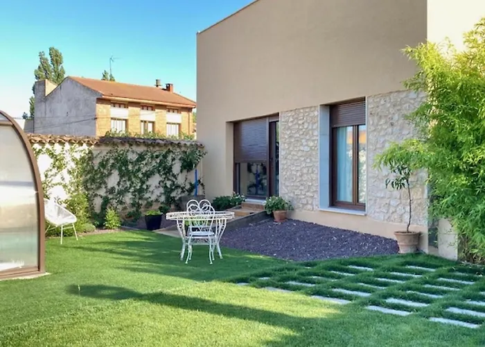 La Ren Lecres Piscina Jardin *